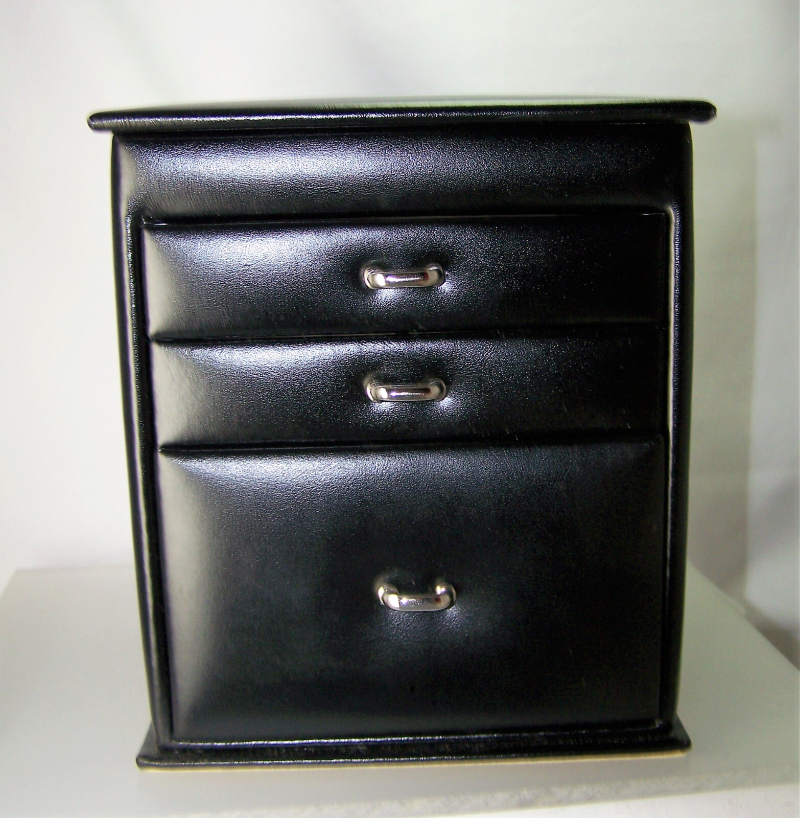 Black Vegan Leather Unisex Jewelry & Watch Box 4 sections + Travel  New in Box