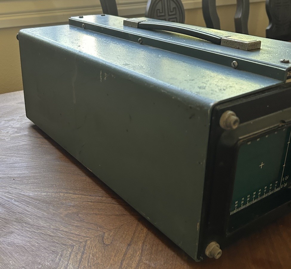 Heathkit CO-1015 Ignition Analyzer CRT Oscilloscope Engine Tester Powers On