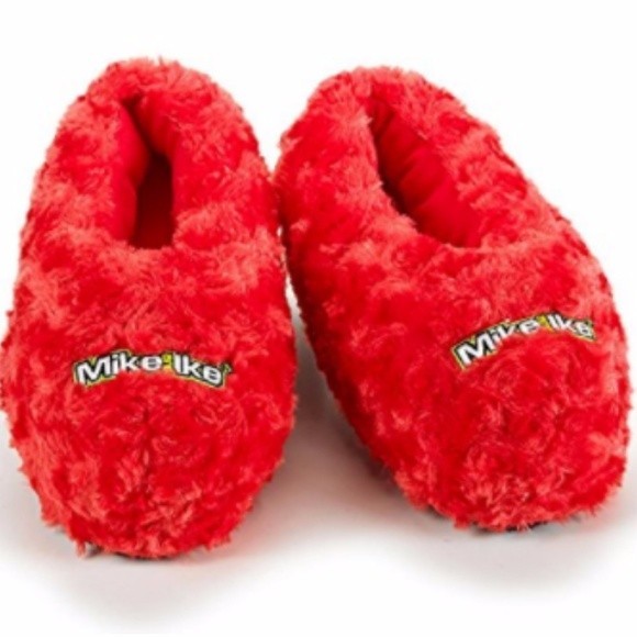 Mike & Ike Slippers Size Small