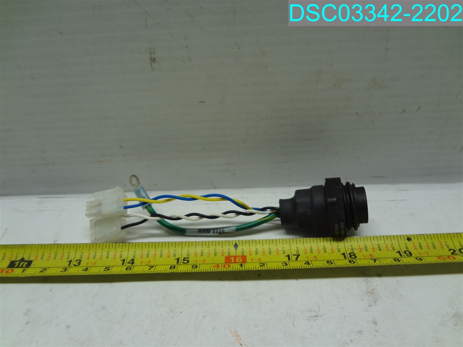 S.693 BD509 REG-NR 2751 10A/250V SOCKET