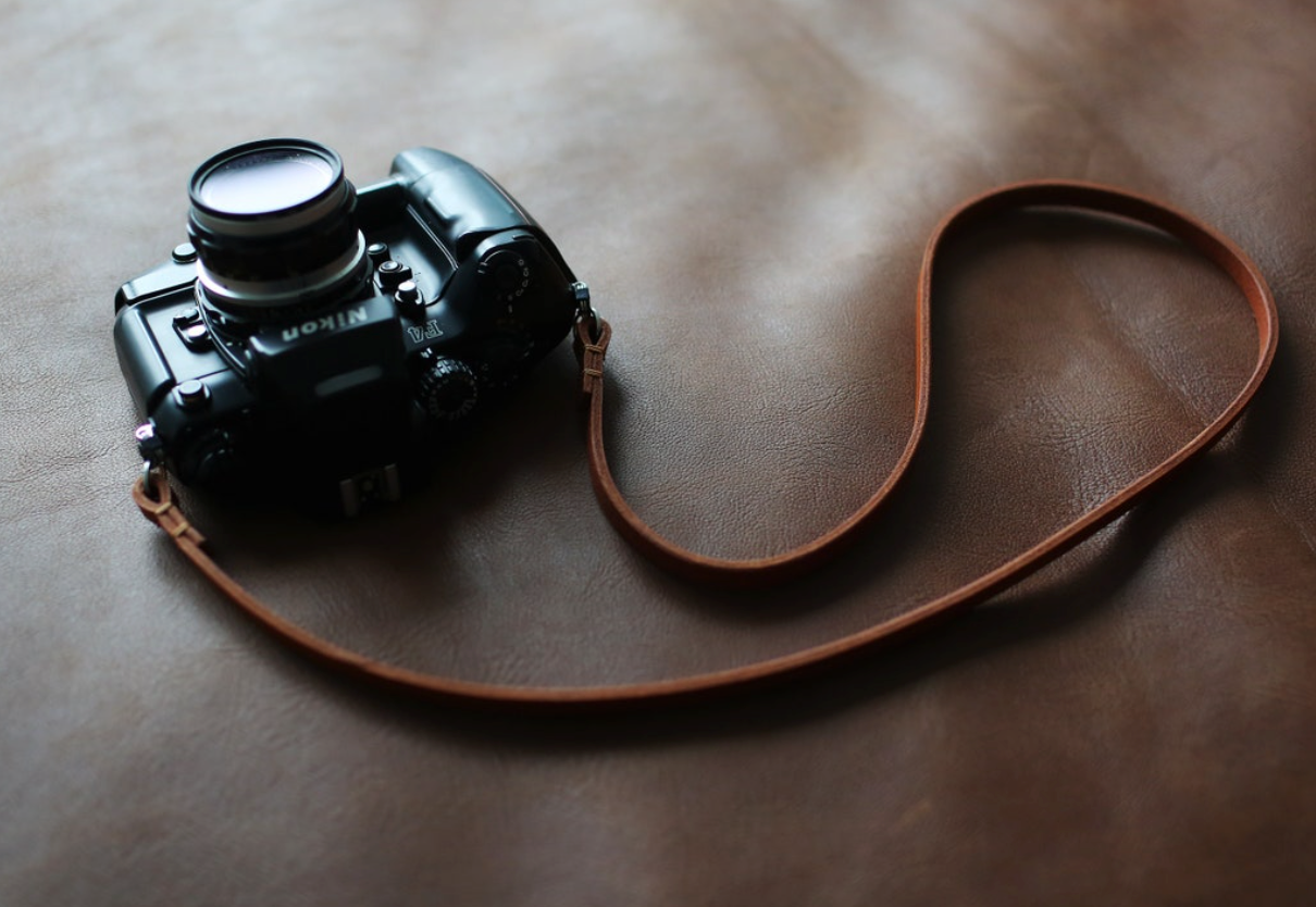 10mm thick brown leather handmade camera neck shoulder strap | windmup