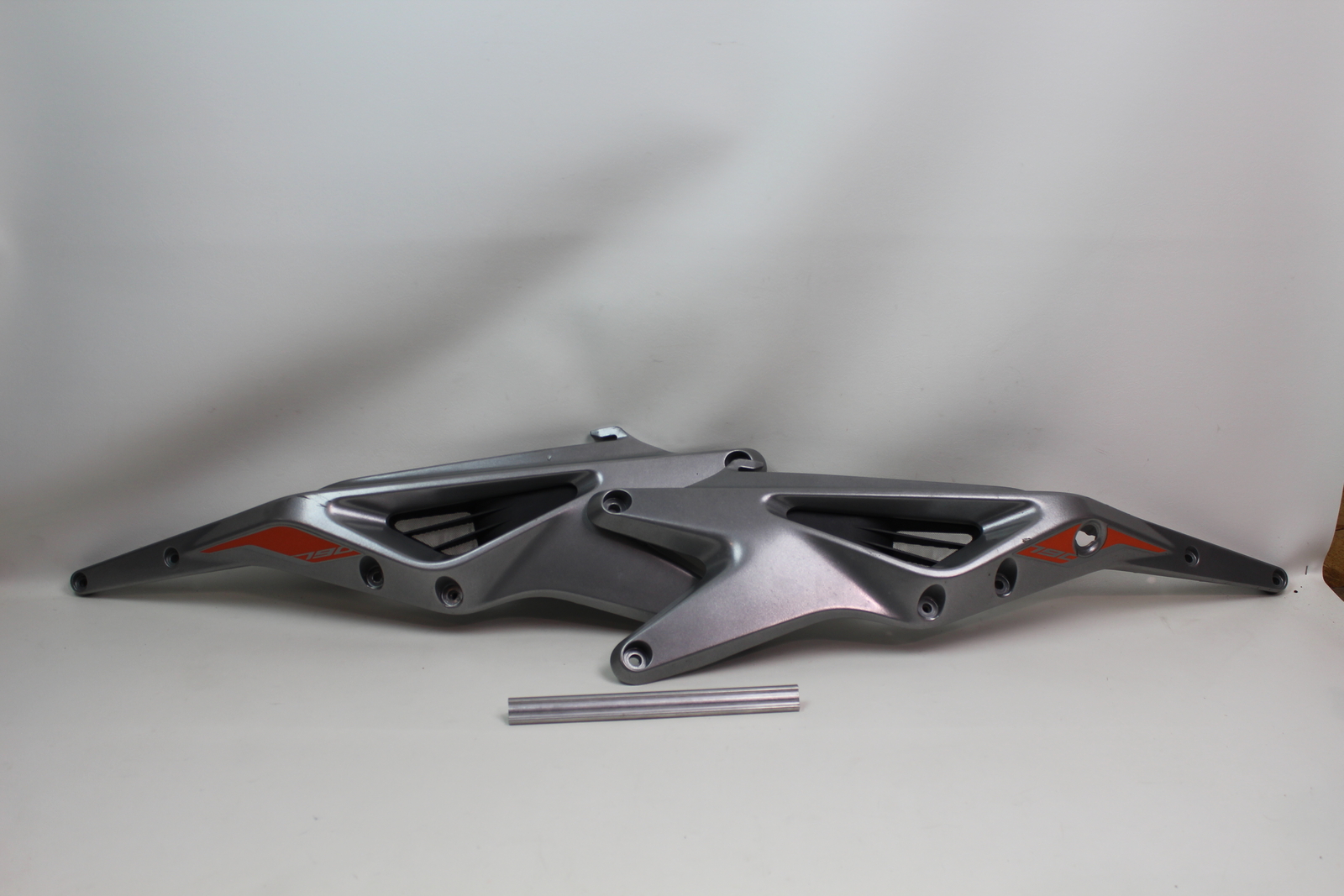 KTM Duke 790 18-20 Left Right Rear Subframe Support Frame 64103002005