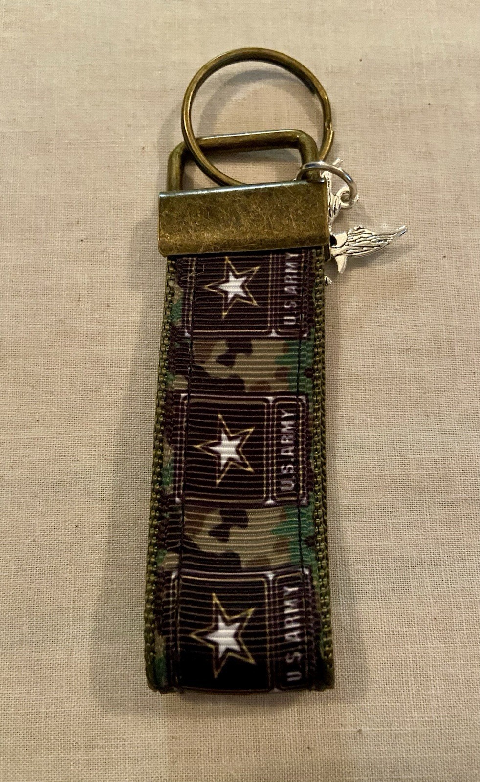 US Army 4” Key Fob With Charm Depicting An Eagle Attached