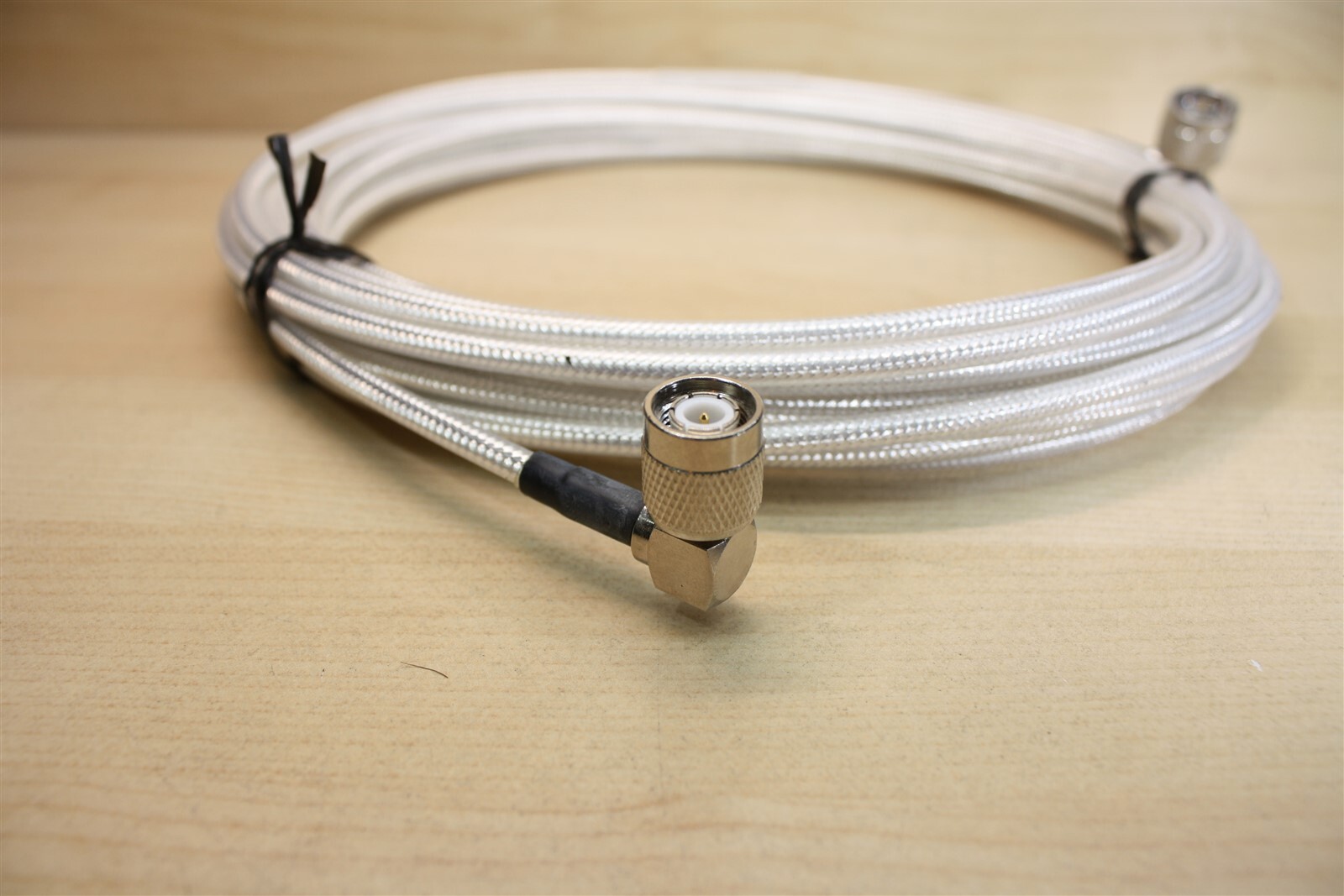 Harbour Industries SB-142 Strip Braid Coaxial Cable (30 Feet)