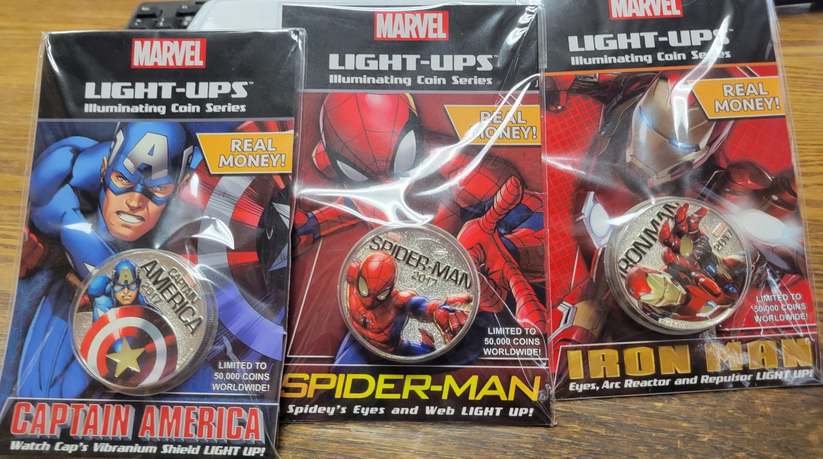 2017 MARVEL LIGHT UP COINS Ironman, Spiderman, Captain America, 3 Coins, FIJI