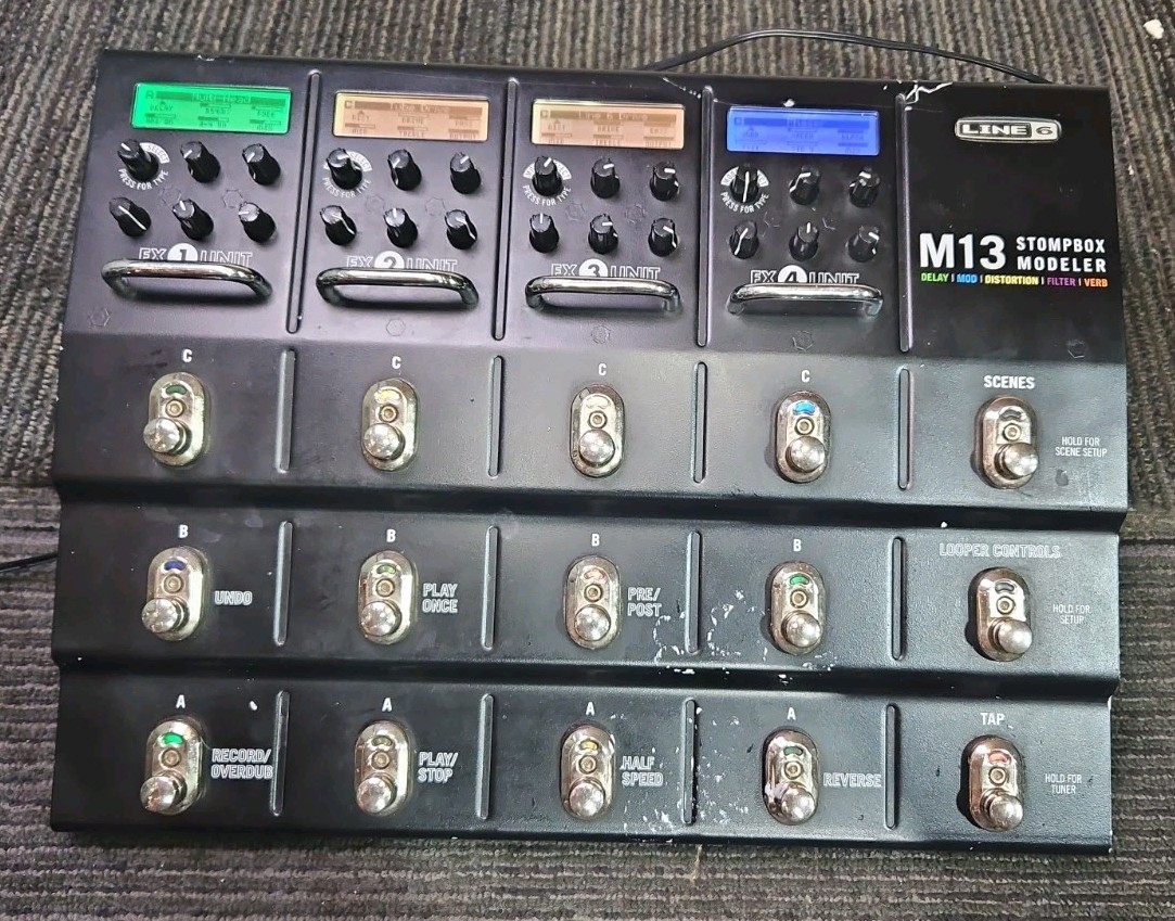 Line 6 M13 Stompbox Modeler Guitar Multi-Effects Pedal