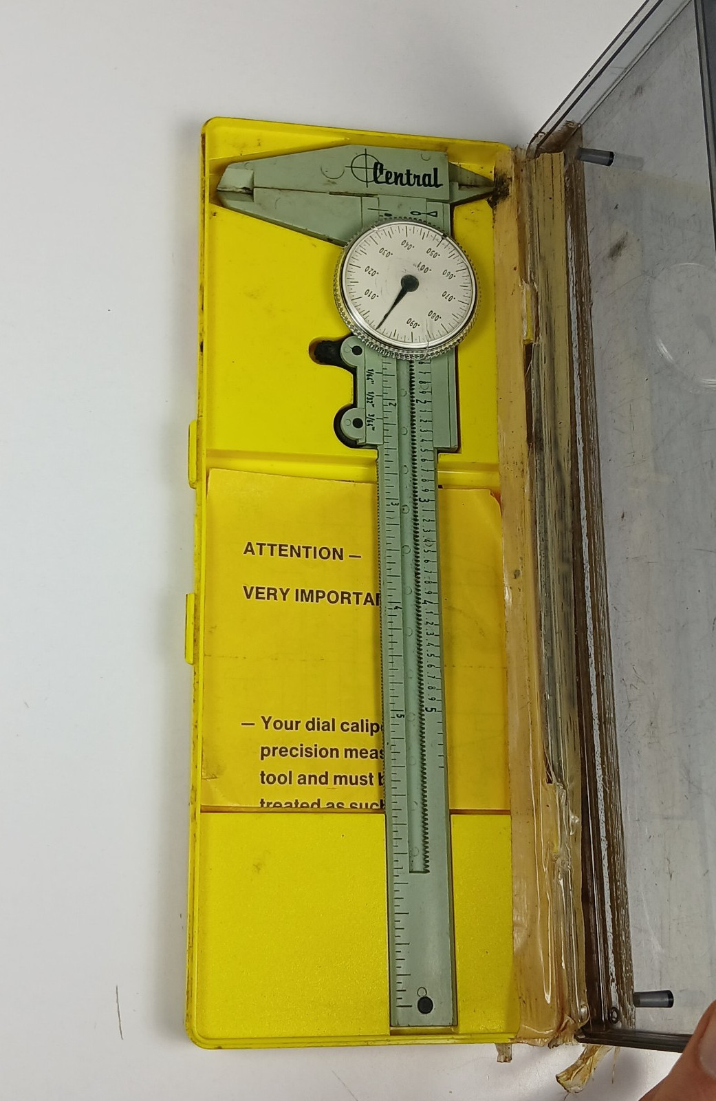 KWB Central - Dial Caliper - Type 6931 - Made In Switzerland