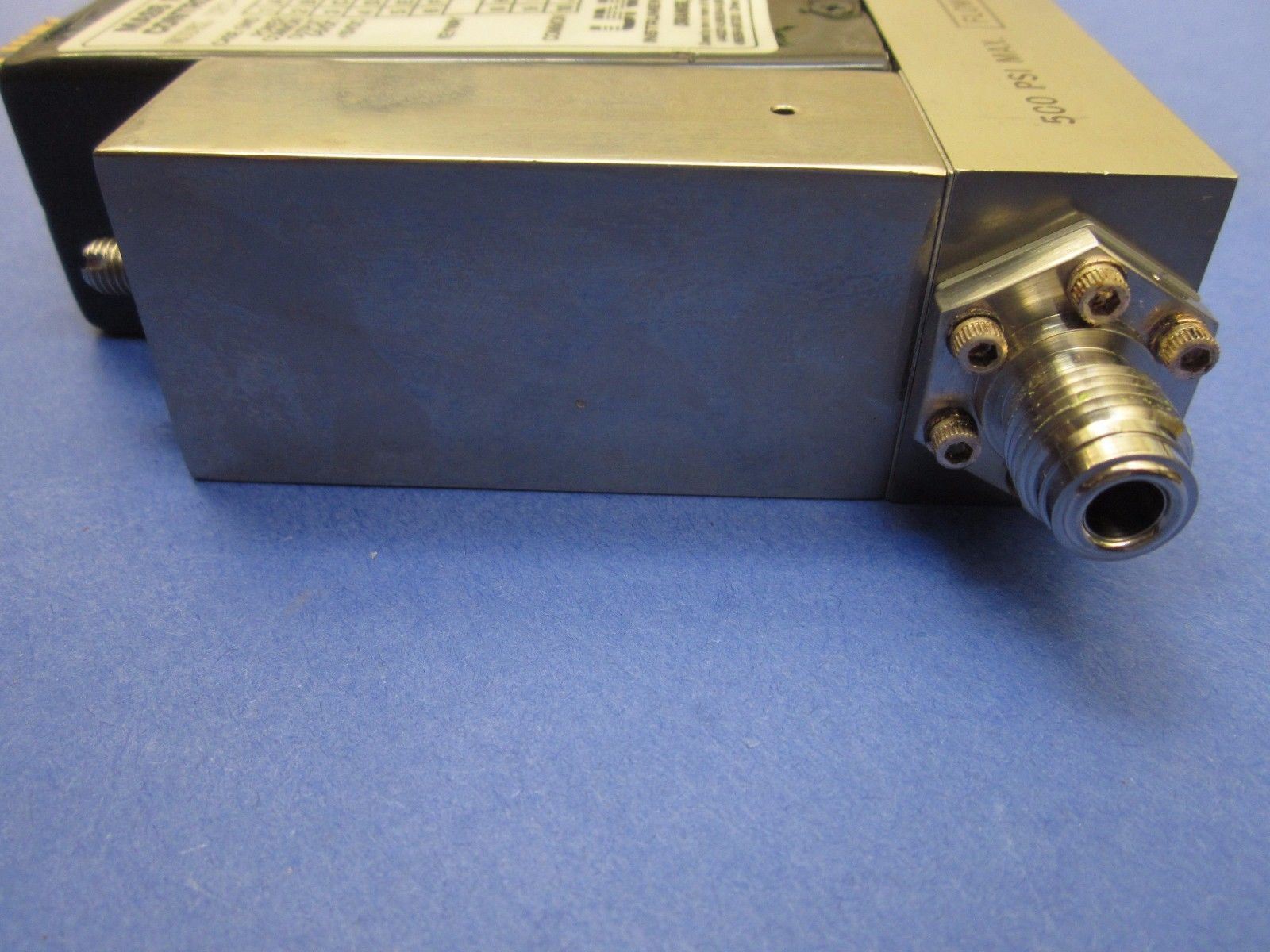 Unit UFC-1560A, MFC, Mass Flow Controller, PH3/AR, 50 SCCM, 1/4" VCR, Used