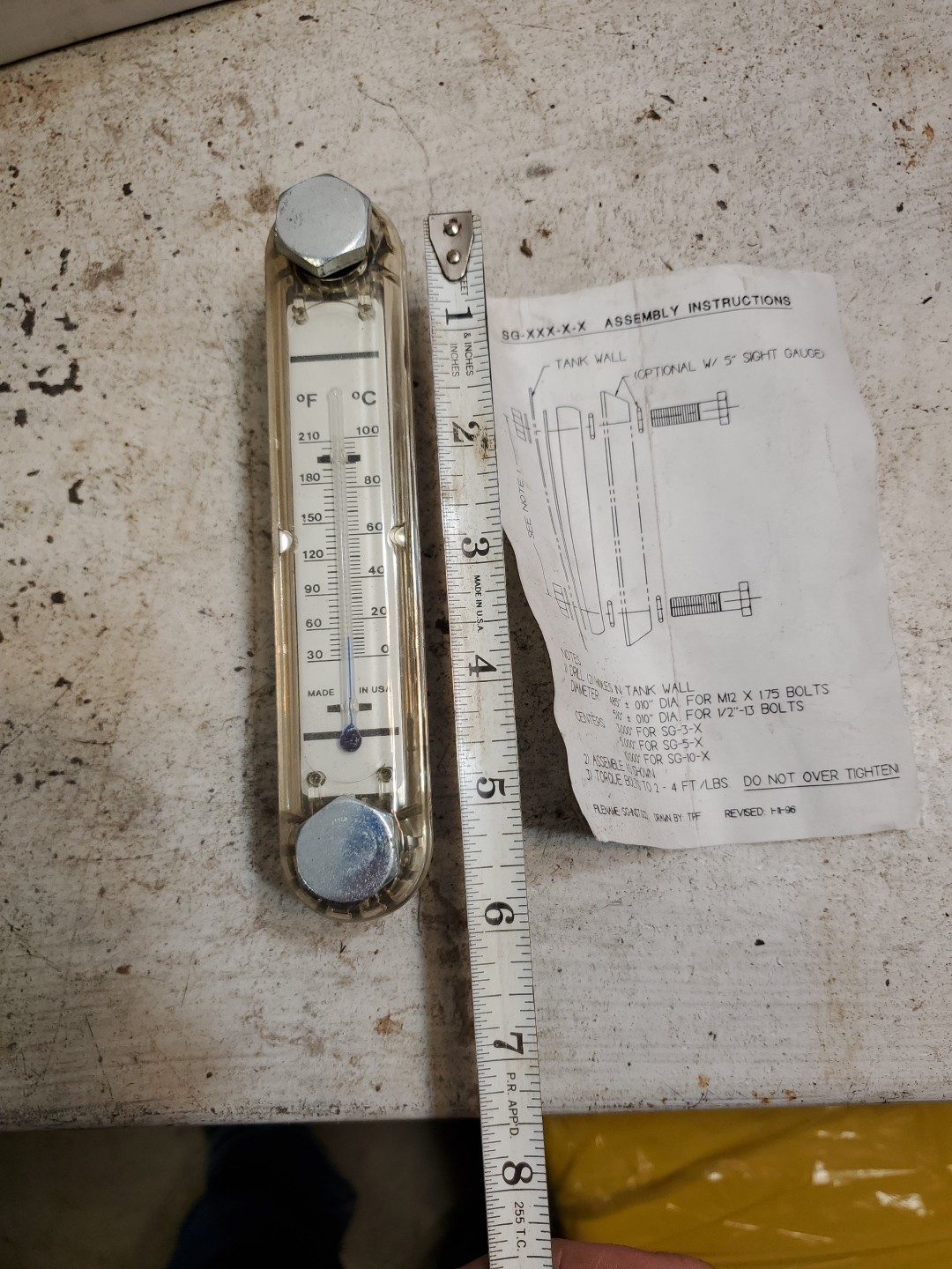 Screw-On Tank SG-Series Thermometer