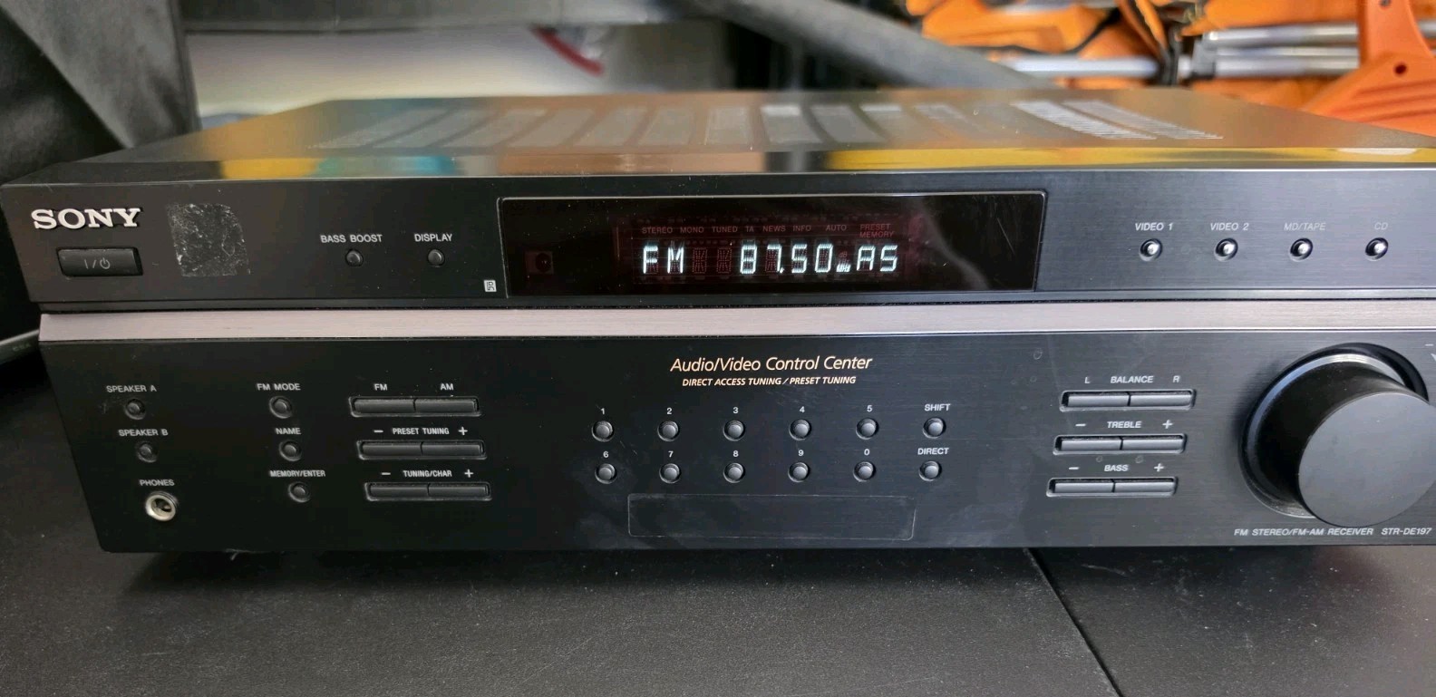 Sony STR-DE197 AV Stereo Receiver Amplifier Digital AM FM Tuner EXCELLENT COND.