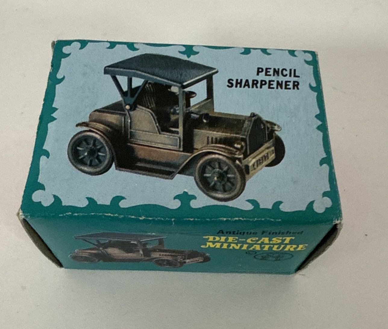 Vtg Die-Cast Miniature #9613 Model T Car Antique Pencil Sharpener Hong Kong