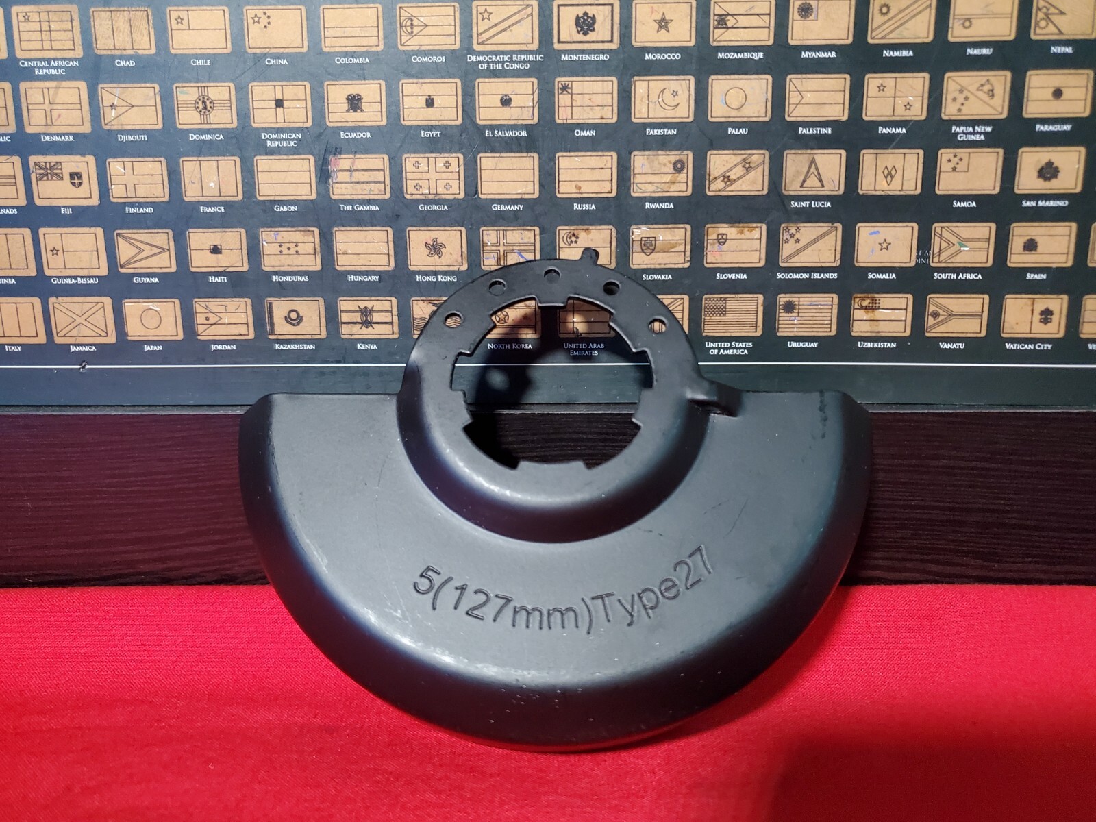 Milwaukee 43-54-1220 5 in. ( 127MM ) Type 27 grinder guard   Free Shipping