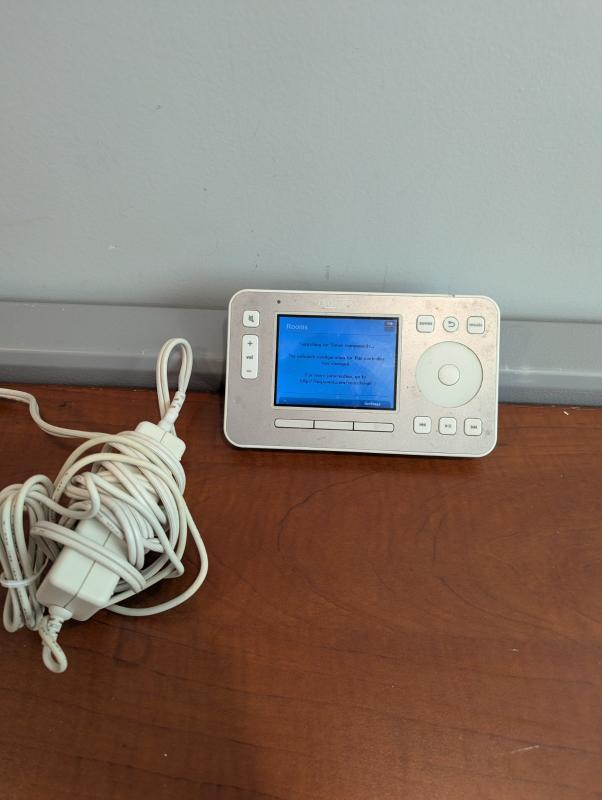 Sonos CR100 Wireless Color Display Multi-Room Digital Music System Controller