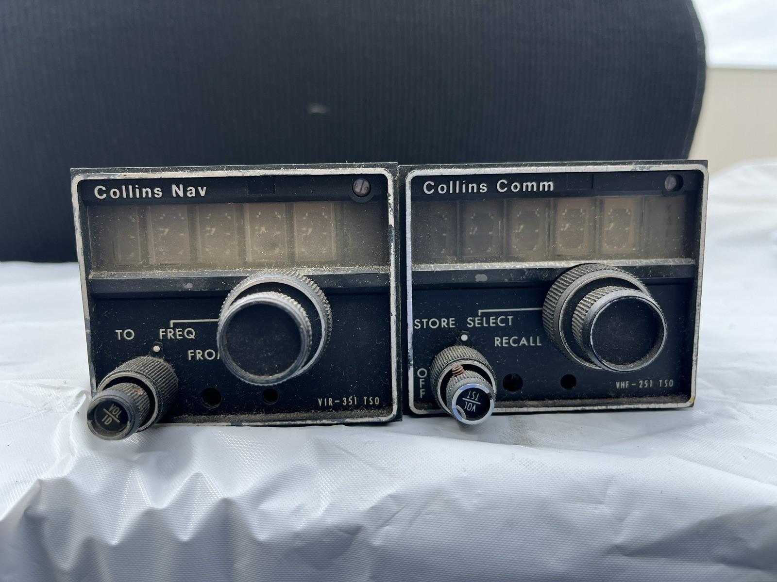 COLLINS VHF 251 / VIR 351 Nav/Comm - As Removed