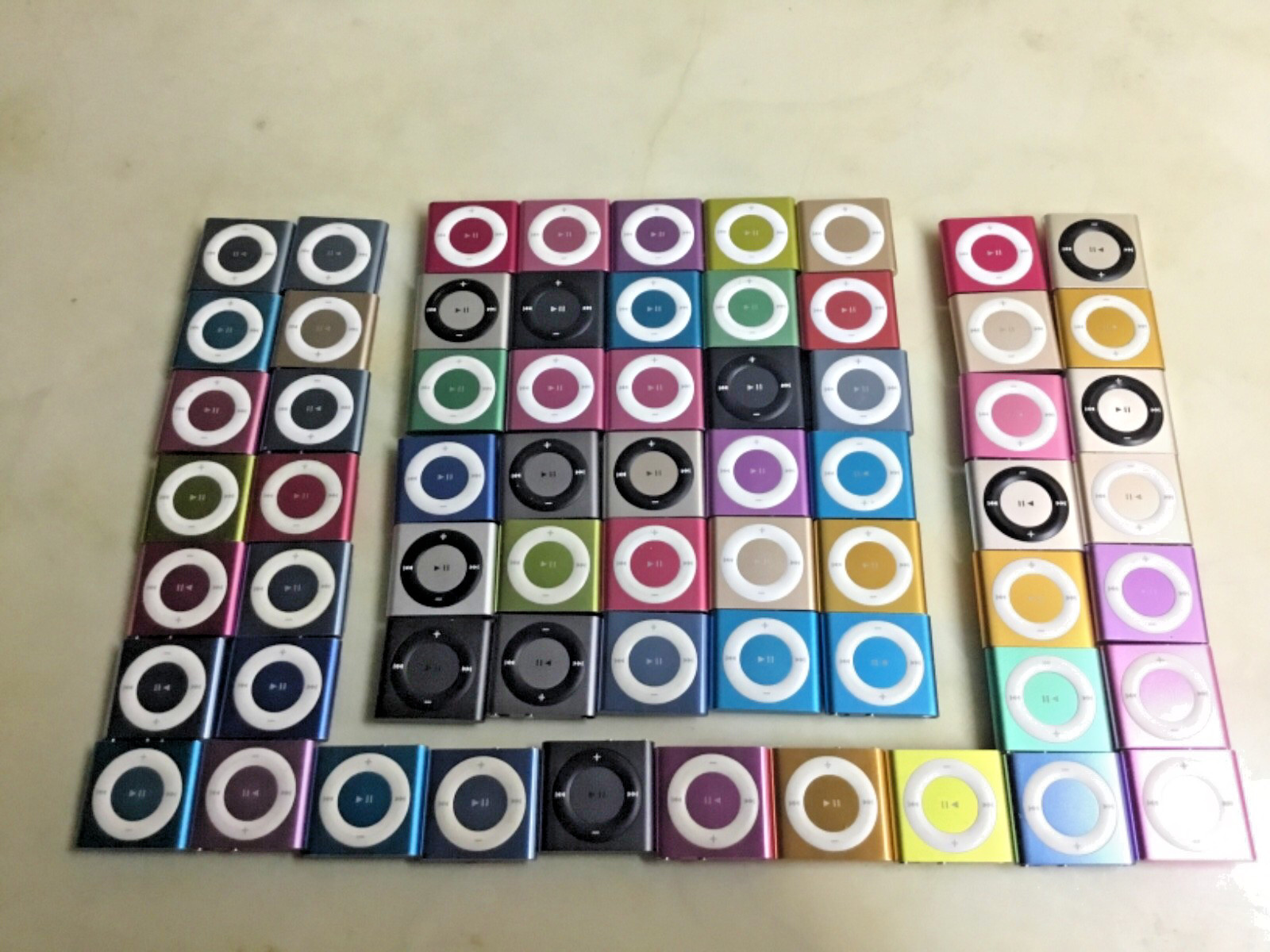 Used Apple iPod Shuffle 4th Generation (2GB) Battery Replaced