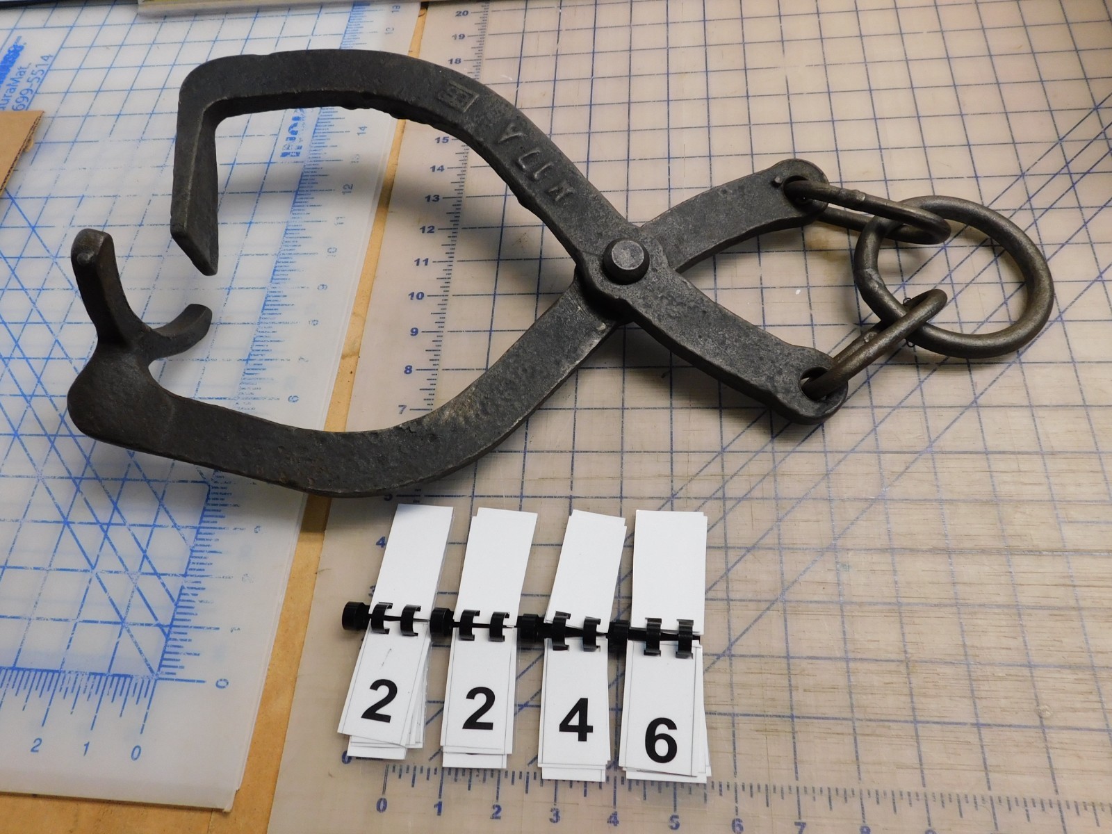 Industrial ring Tongs, Military? 18", Heavy Duty, Marked W17A, ES makers mark
