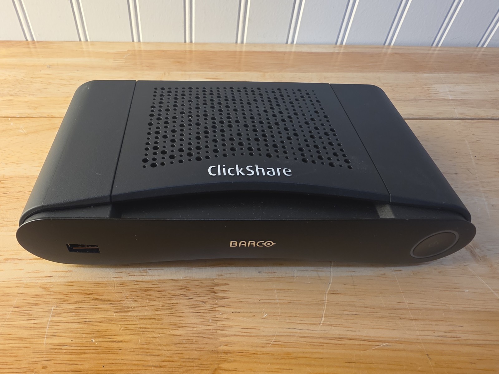 Barco ClickShare CS-100 Wireless Presentation System R9861510 (Unit Only)