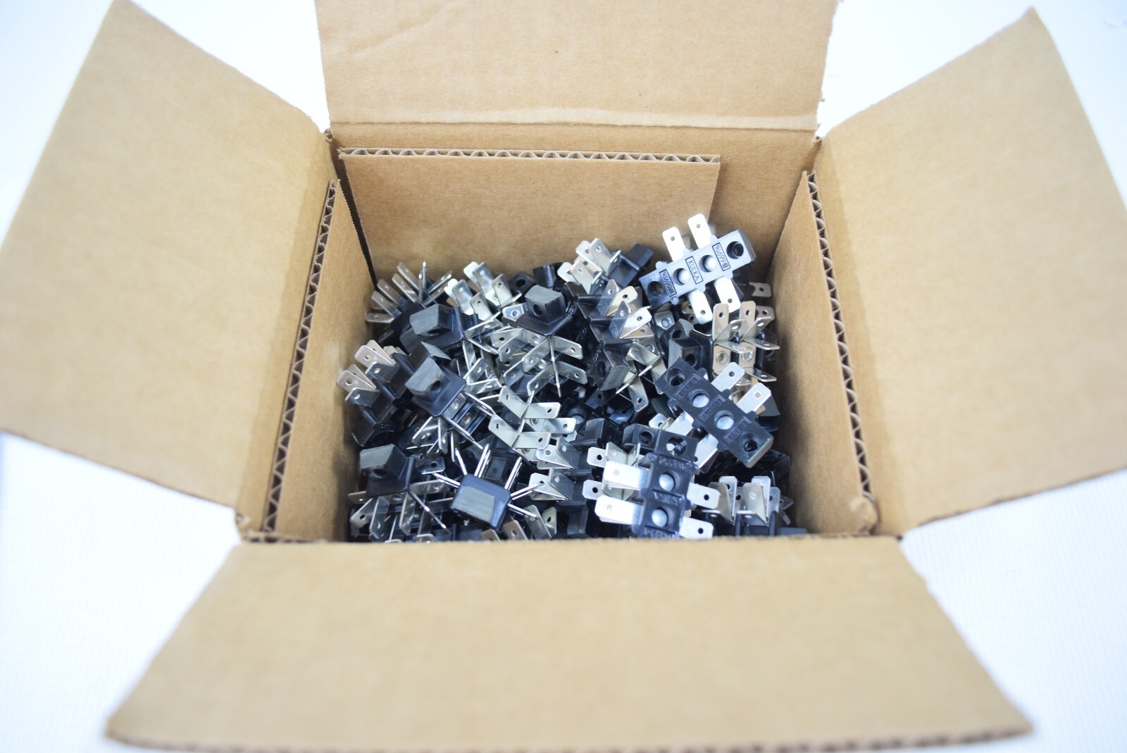 Marathon 899 GP 02 KT46 KT47 KT48 15 Terminal Blocks .24 Quick Connect Box of 49