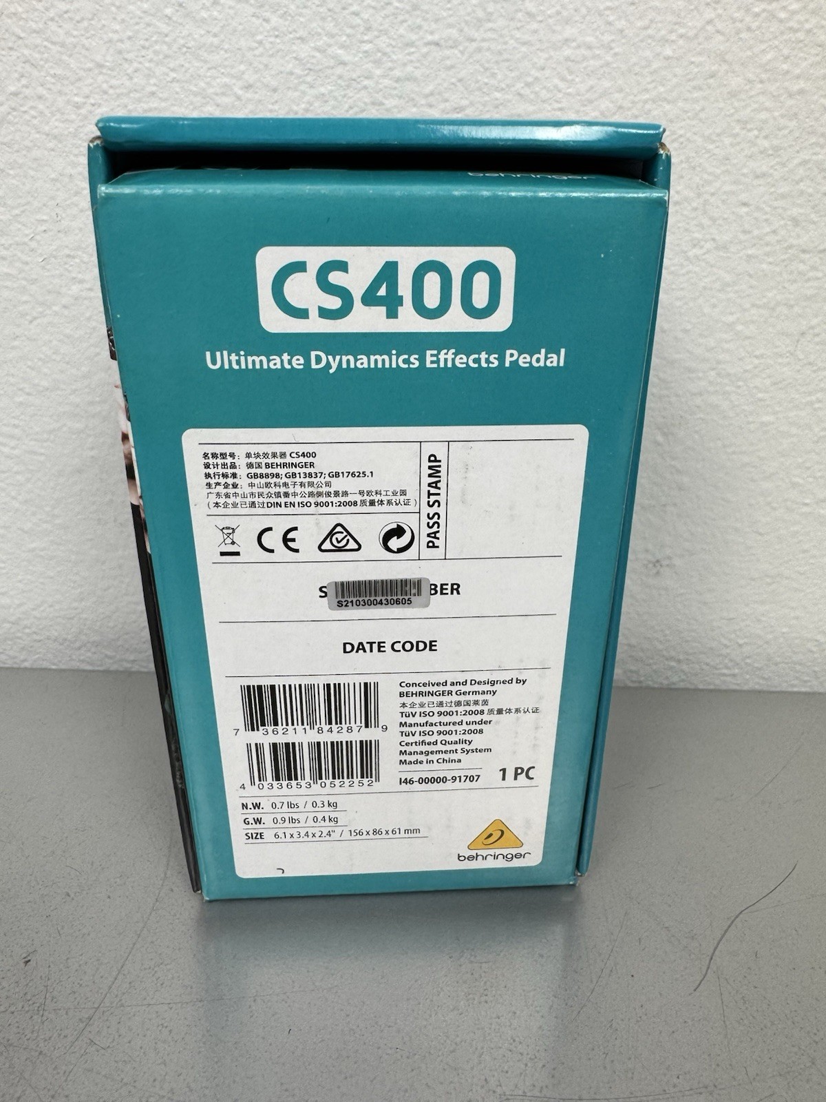 Behringer CS400 Compressor/Sustainer Guitar Effects Pedal w/ Box & Papers