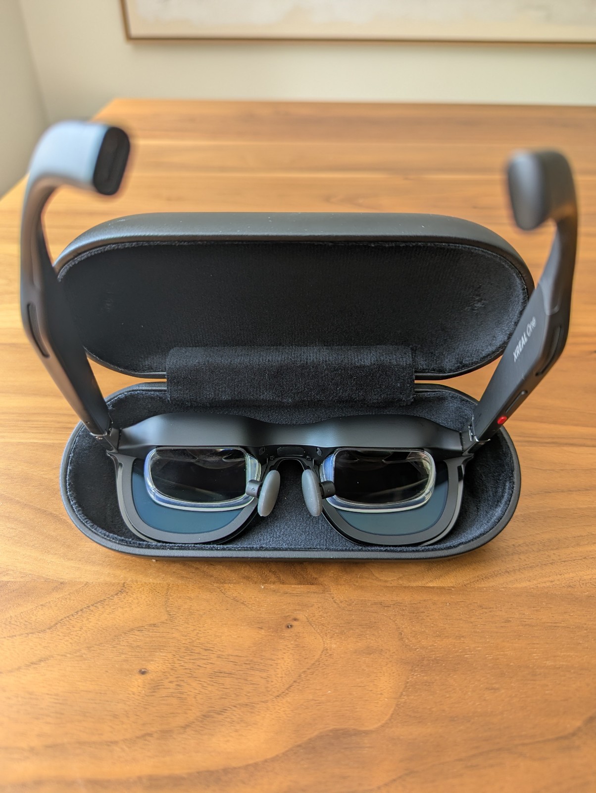 XREAL One AR Glasses & Beam Pro (256GB)