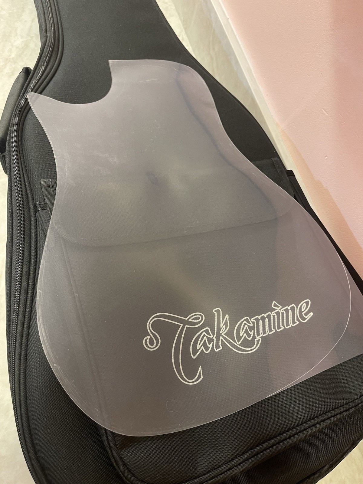 Guitar rear and elbow guard/ protector (Fits Takamine, Ibanez, Gibson, etc.)