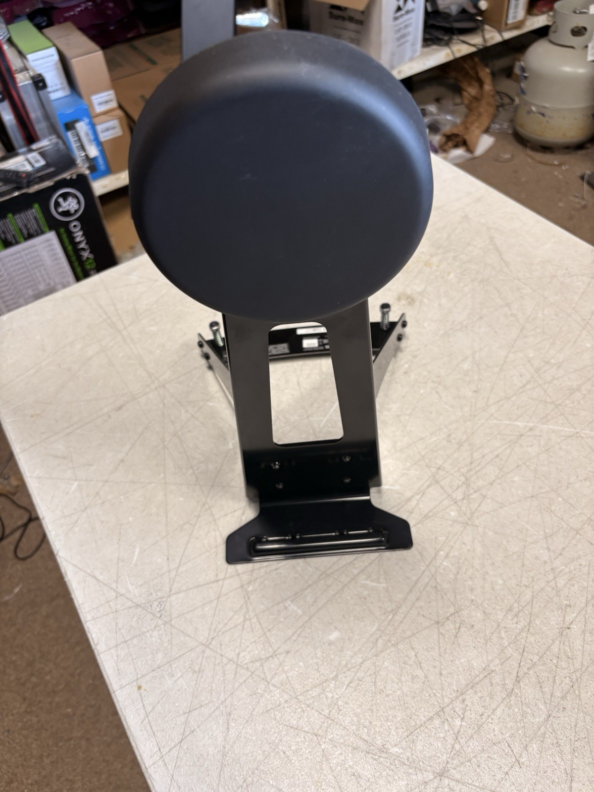 Yamaha KP65 Electronic Kick Tower