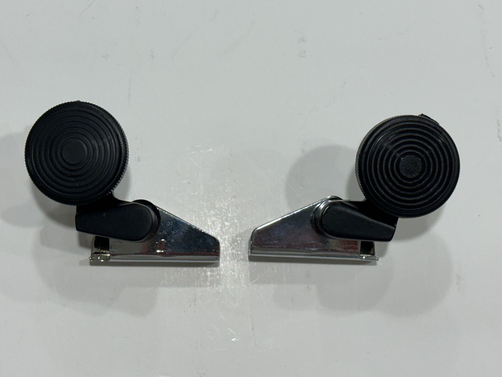 Pair VW Bug Beetle Bus T2 Black Left & Right Vent Wing Window Latch Lock 68-77