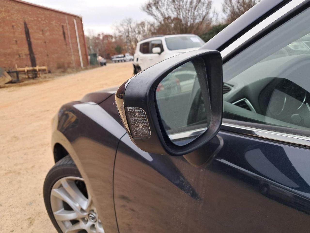 6 2015 Glove Box 4877197