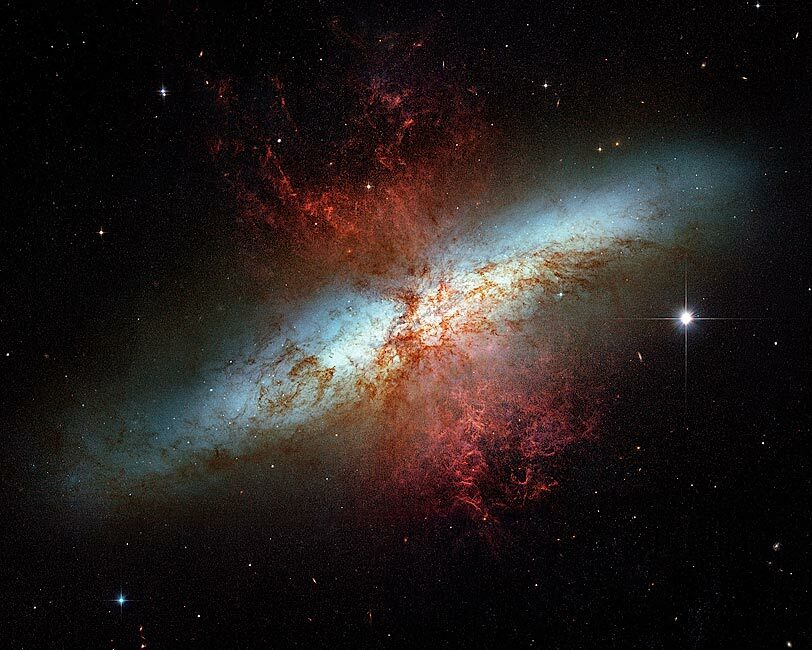 STARBURST GALAXY M82 HUBBLE SPACE TELESCOPE 8x10 GLOSSY PHOTO PRINT