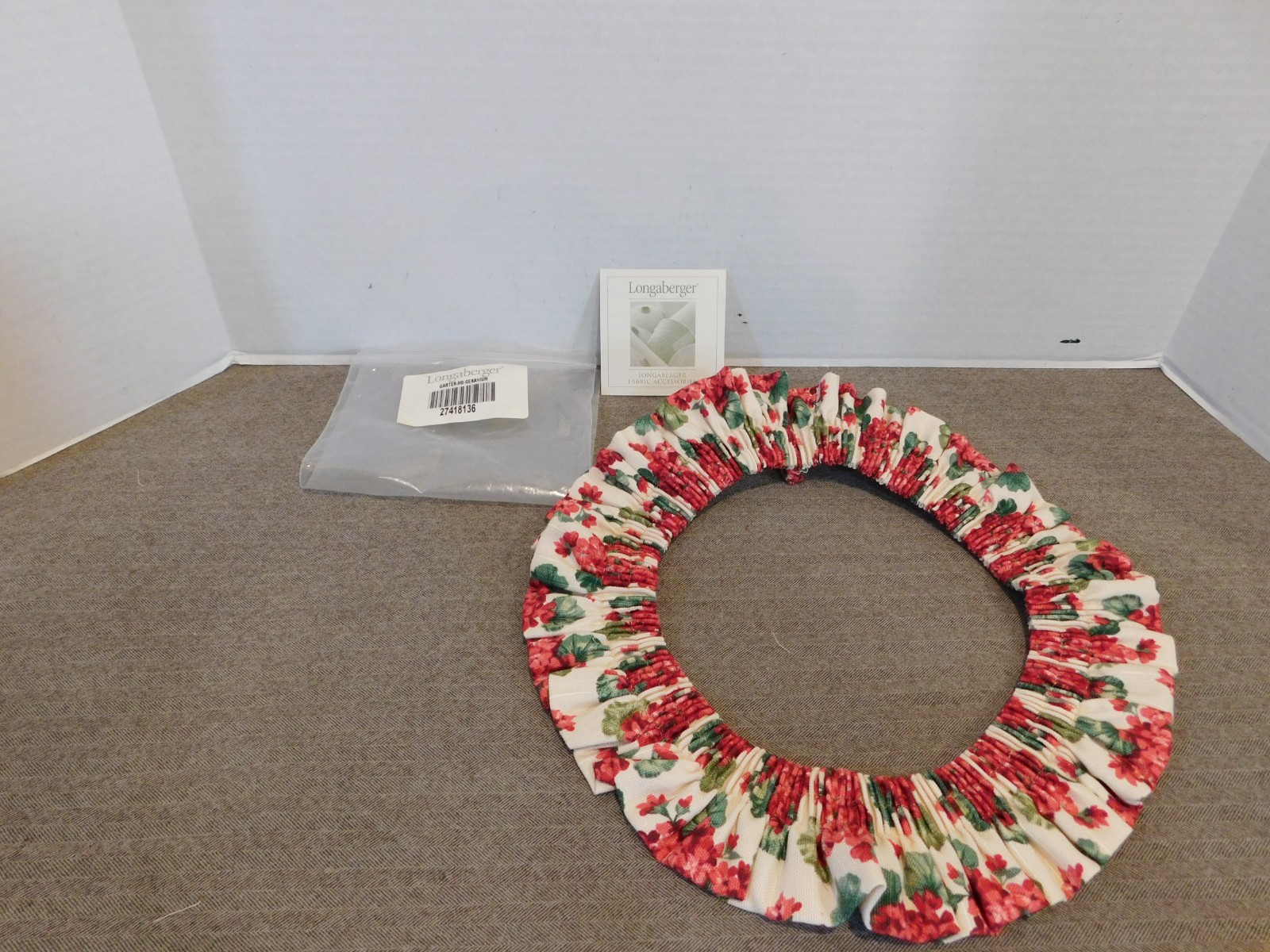 Longaberger Medium Geranium Garter NIB