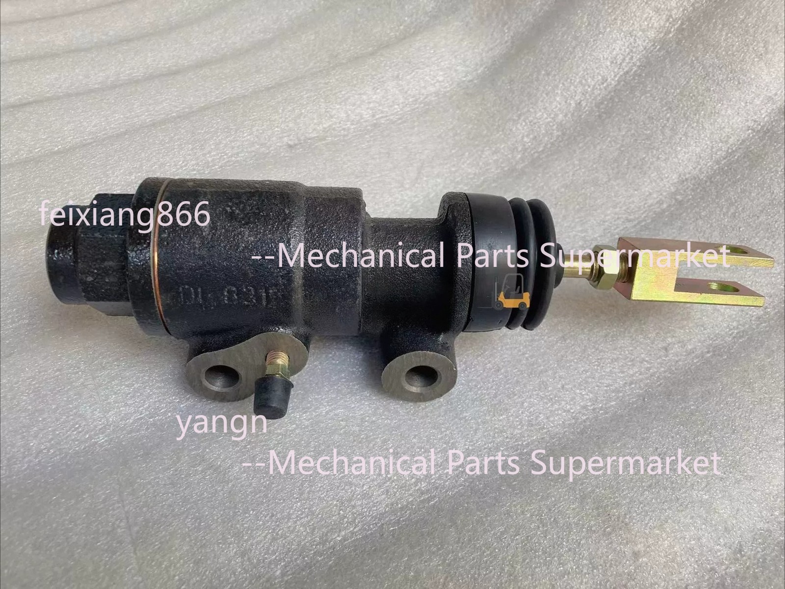Brake Master Cylinder 47530-U2100-71 for Toyota Komatsu Forklift 3F D15 4F C7