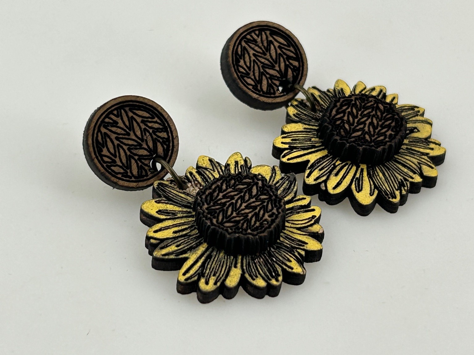 Sunflower Dangle Drop Earrings Silver Tone Wood Floral Rustic
