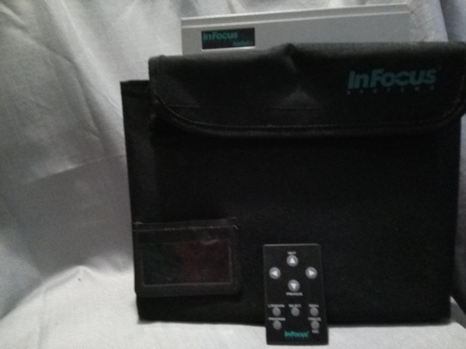 IN FOCUS SYSTEMS PANELBOOK 530