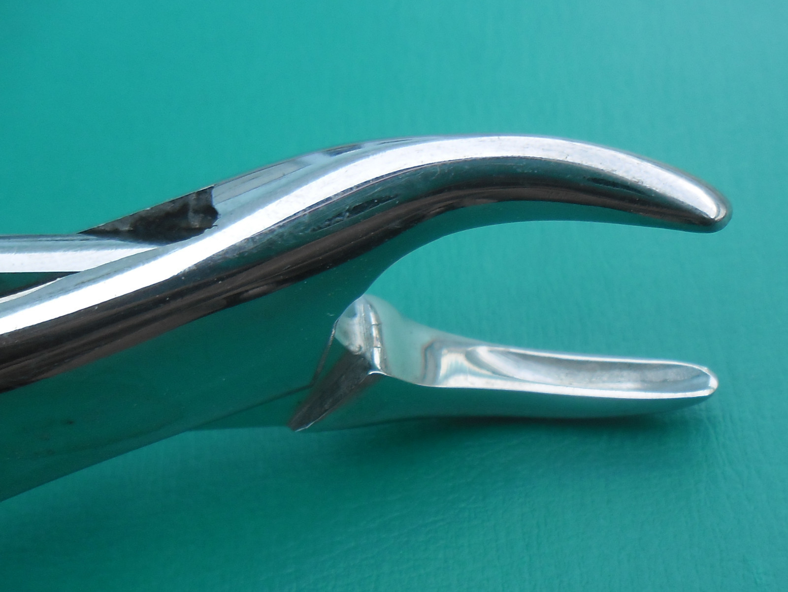 EXTRACTING FORCEPS DENTAL SURGICAL INSTRUMENTS # 101