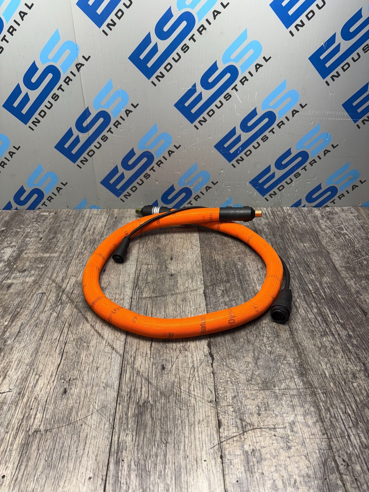GLUE MACHINERY HOT GLUE HOSE 6' G02E02-010 240V