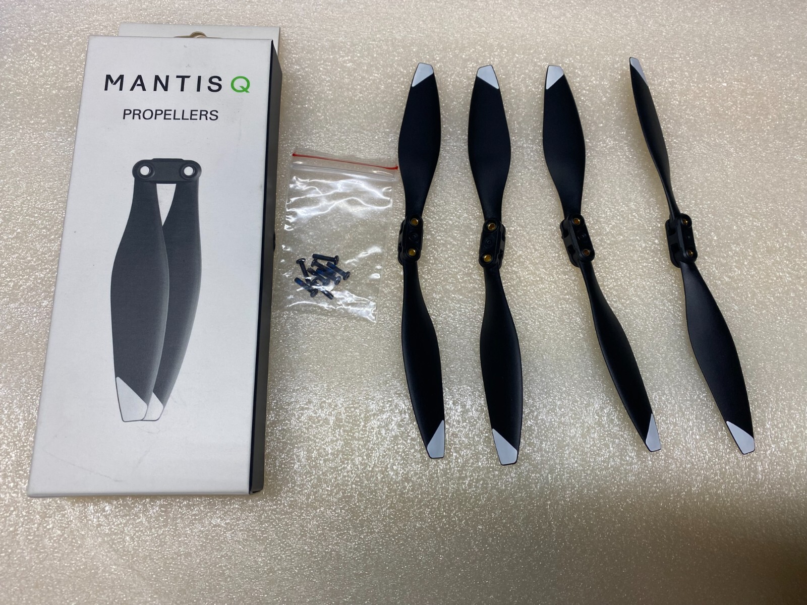 YUNEEC DRONE MANTIS Q PROPELLERS FULL SET OF FOUR AND MANTIS G SPARE ORIGINAL