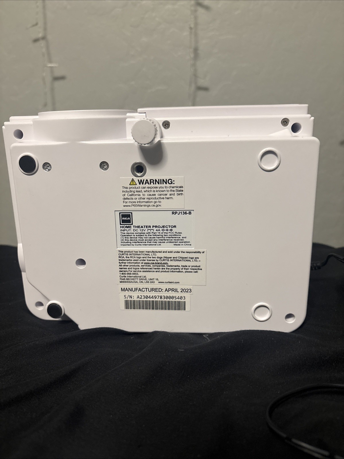 RCA Home Theater Projector Comes with Remote and Power Cord Rarely used