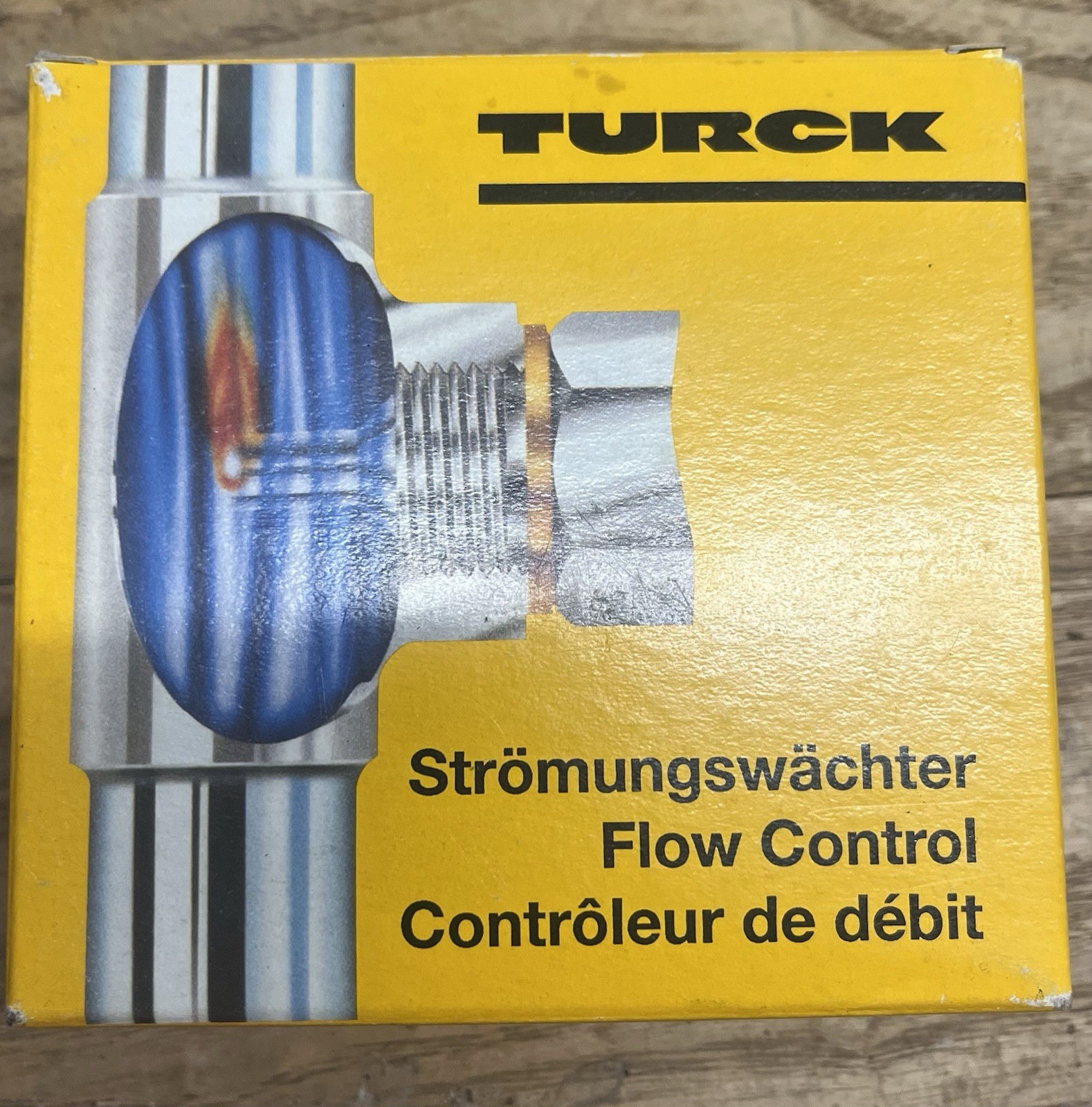 Turck FCS-N1/2A4-AP8X-H1141 Flow Monitor Immersion Sensor 24VDC PNP-NO, 1/2" NPT