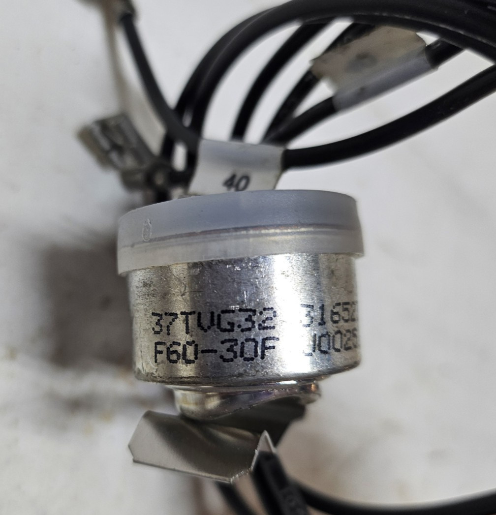 SERVICE FIRST 110467-02 Thermostat Disc