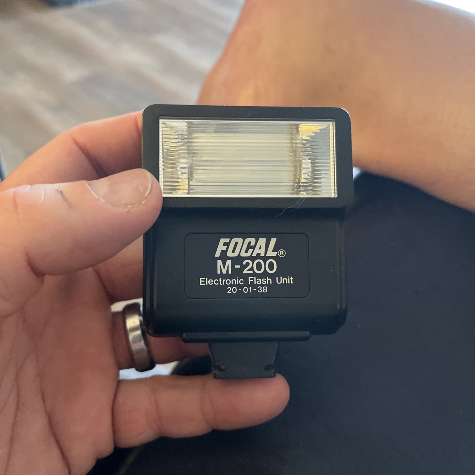 FOCAL M-200 Electronic Flash Unit 20-01-38 Vintage Camera Flash-Tested