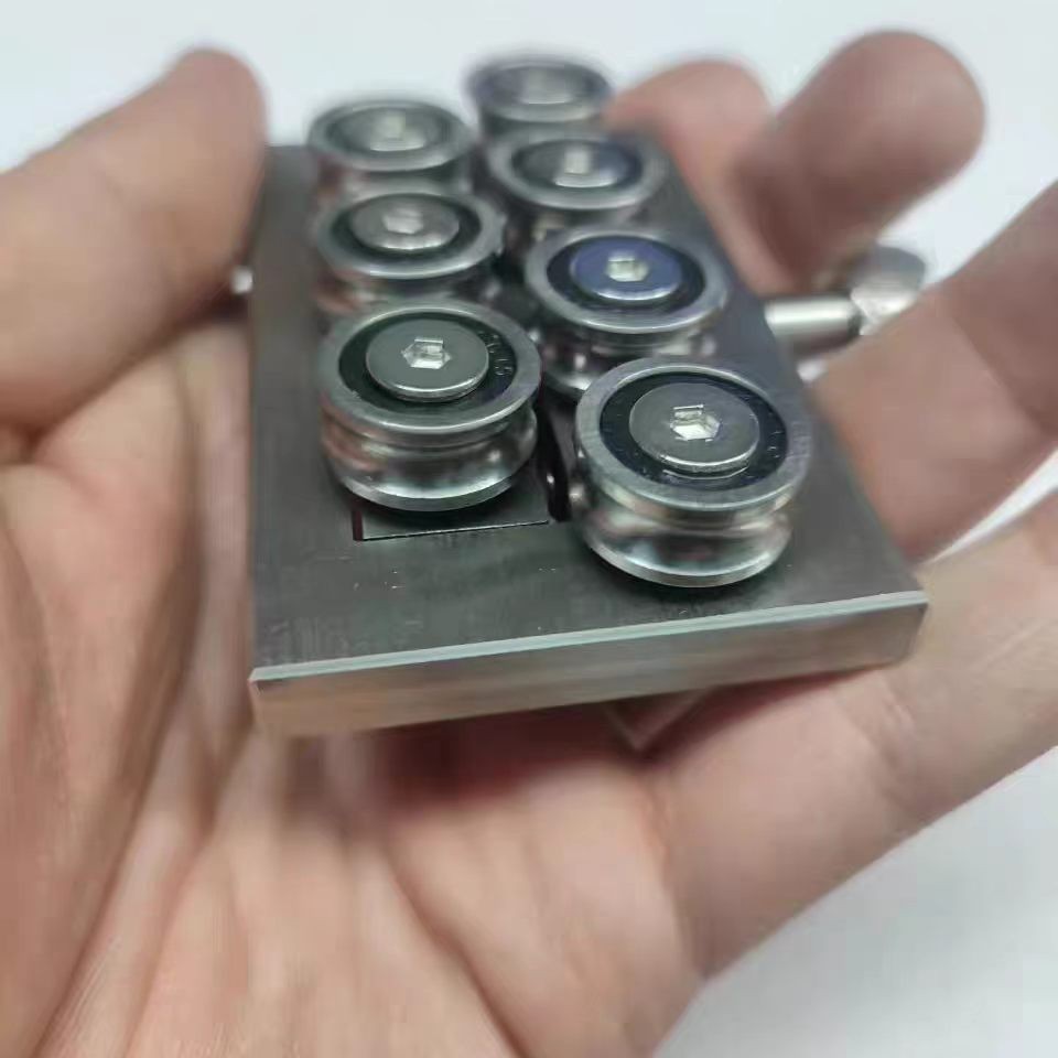 Manual 7-Wheel Wire Cable Straightener 1MM-2.5MM Iron Wire Straightening Machine