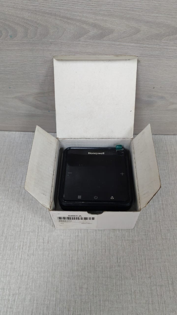 HONEYWELL WTS3B4BME/N THERMOSTAT 100-240VAC