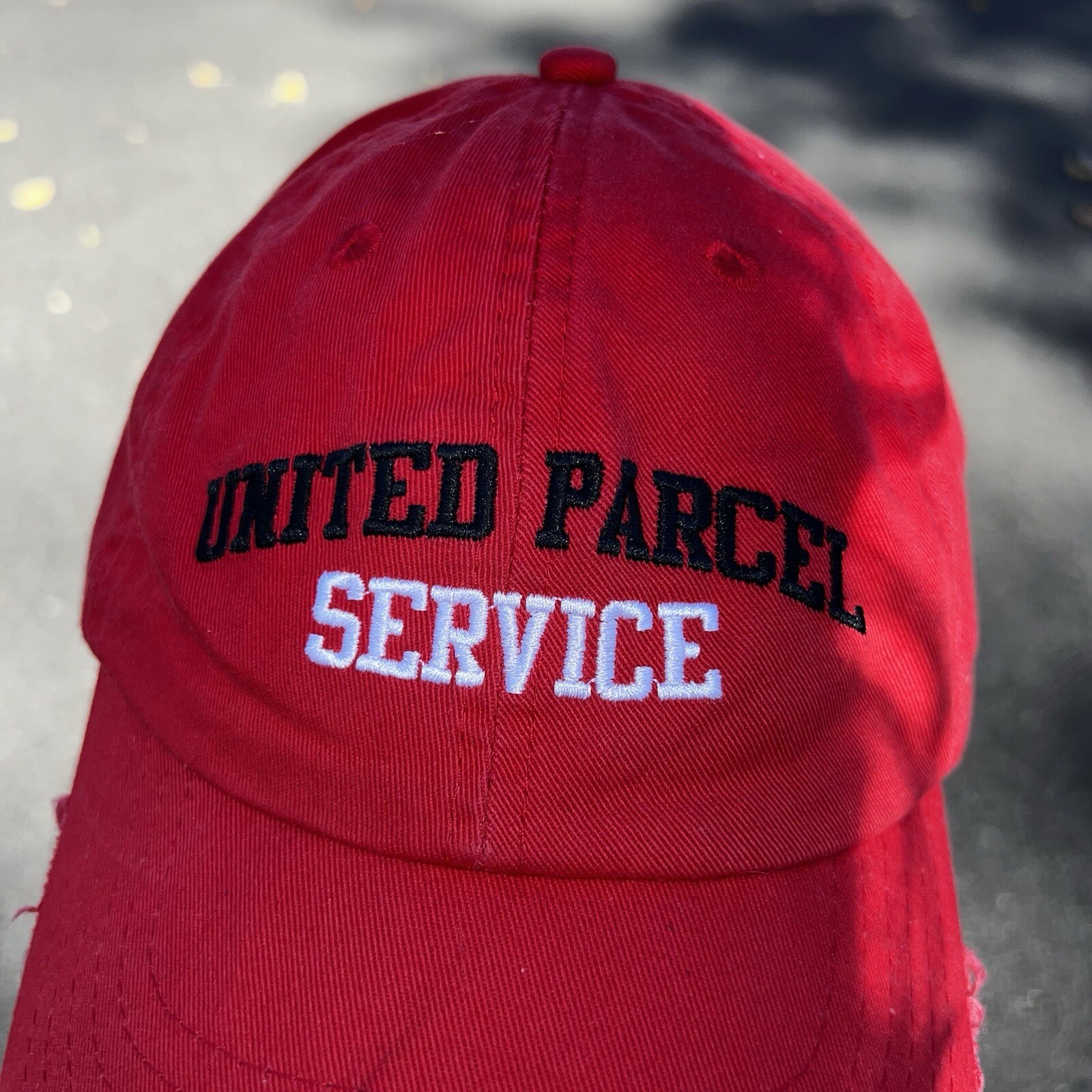 United Parcel Black & White Letters on Red Hat Cap American Flag Hook Loop EUC