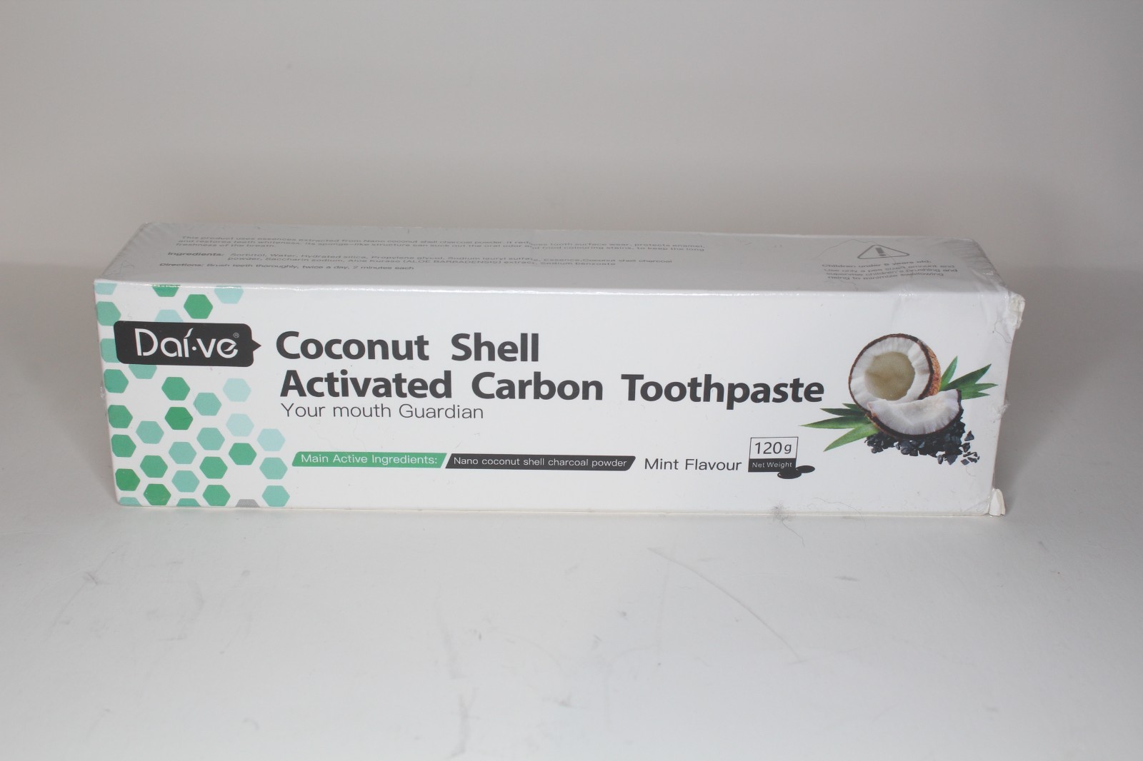 Coconut shell activated carbon toothpaste - Mint flavor