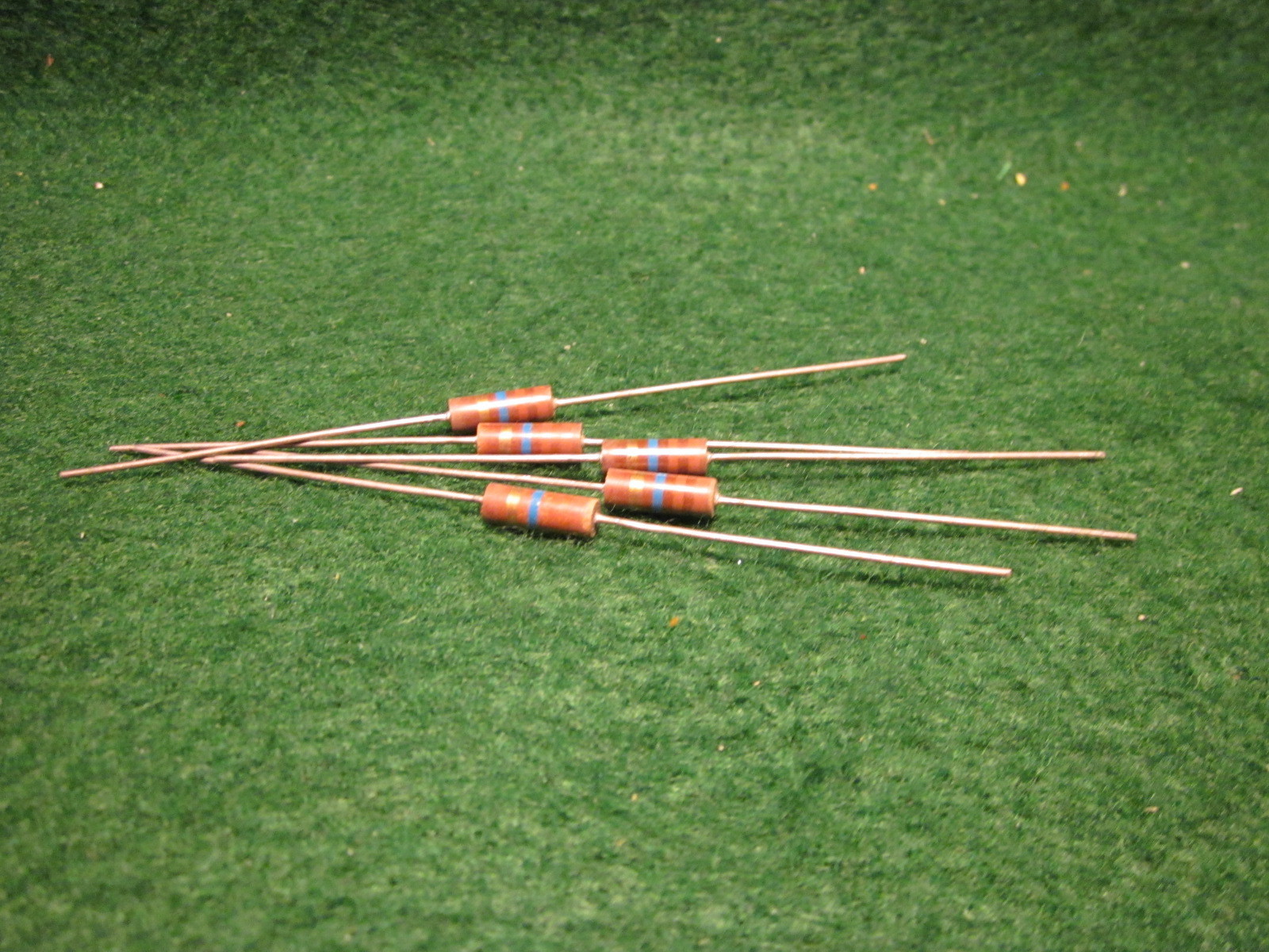 (1) 5 Pack Carbon Comp 11 MEG OHM 1/2 Watt 5% Resistors NOS