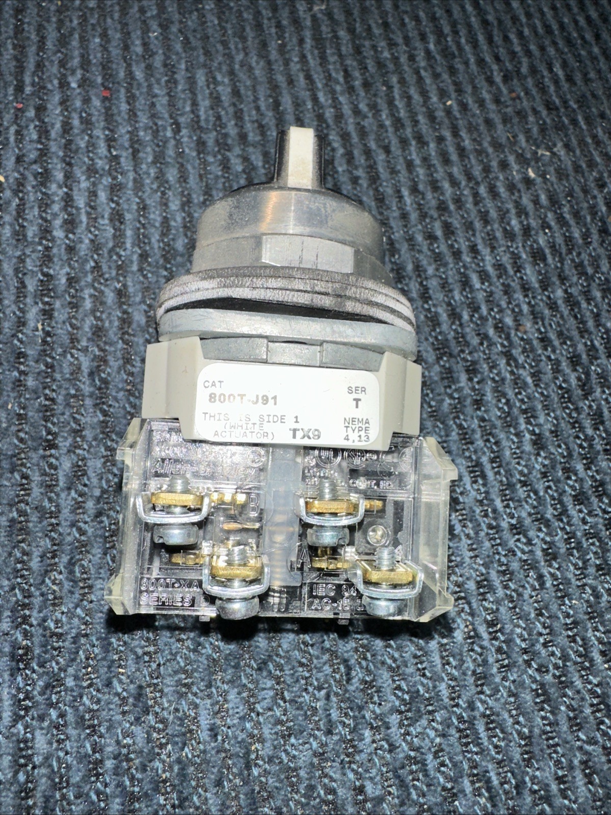 Allen-Bradley 800T-J91 Selector Switch, 3 Position w Block 4 Wire (st730)2