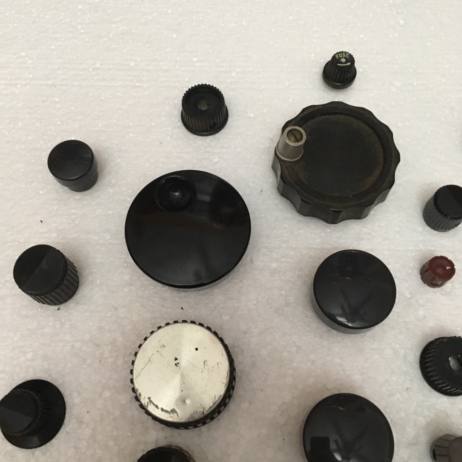 Vintage Electronic Knob Lot Quantity 30 Lot 2