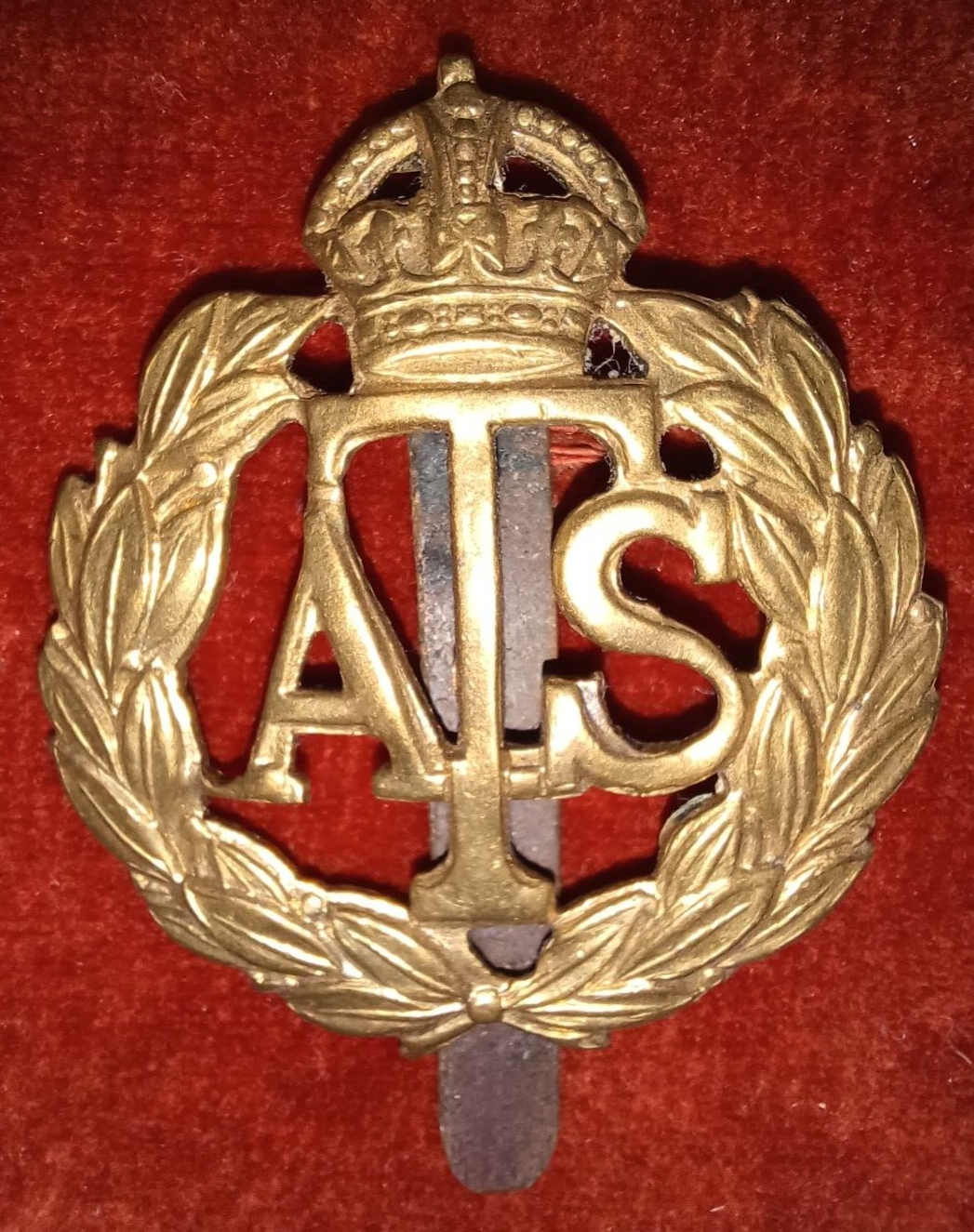 Auxiliary Territorial Service WW2 Cap Badge, Genuine, Repaired slider