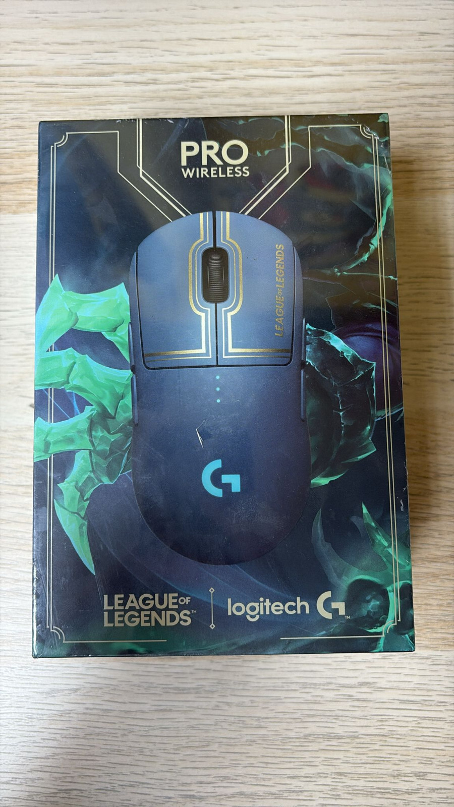Logitech G Pro Wireless Gaming Mouse - League of Legends Edition