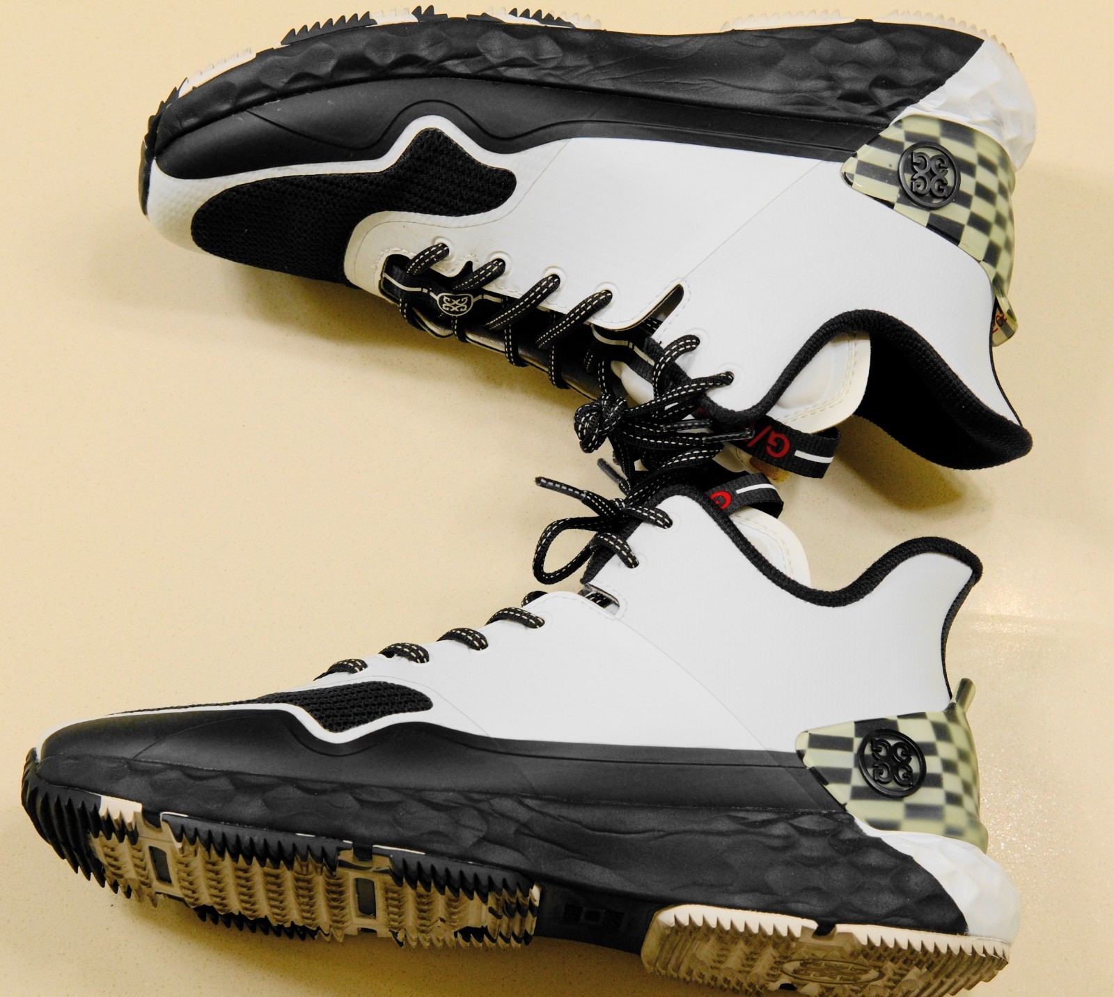 G/Fore GFORE Men's 10 MG4+ Mid Top Golf Shoe Black And White Spikeless